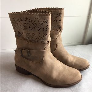 Just Fab boots, taupe, size 8